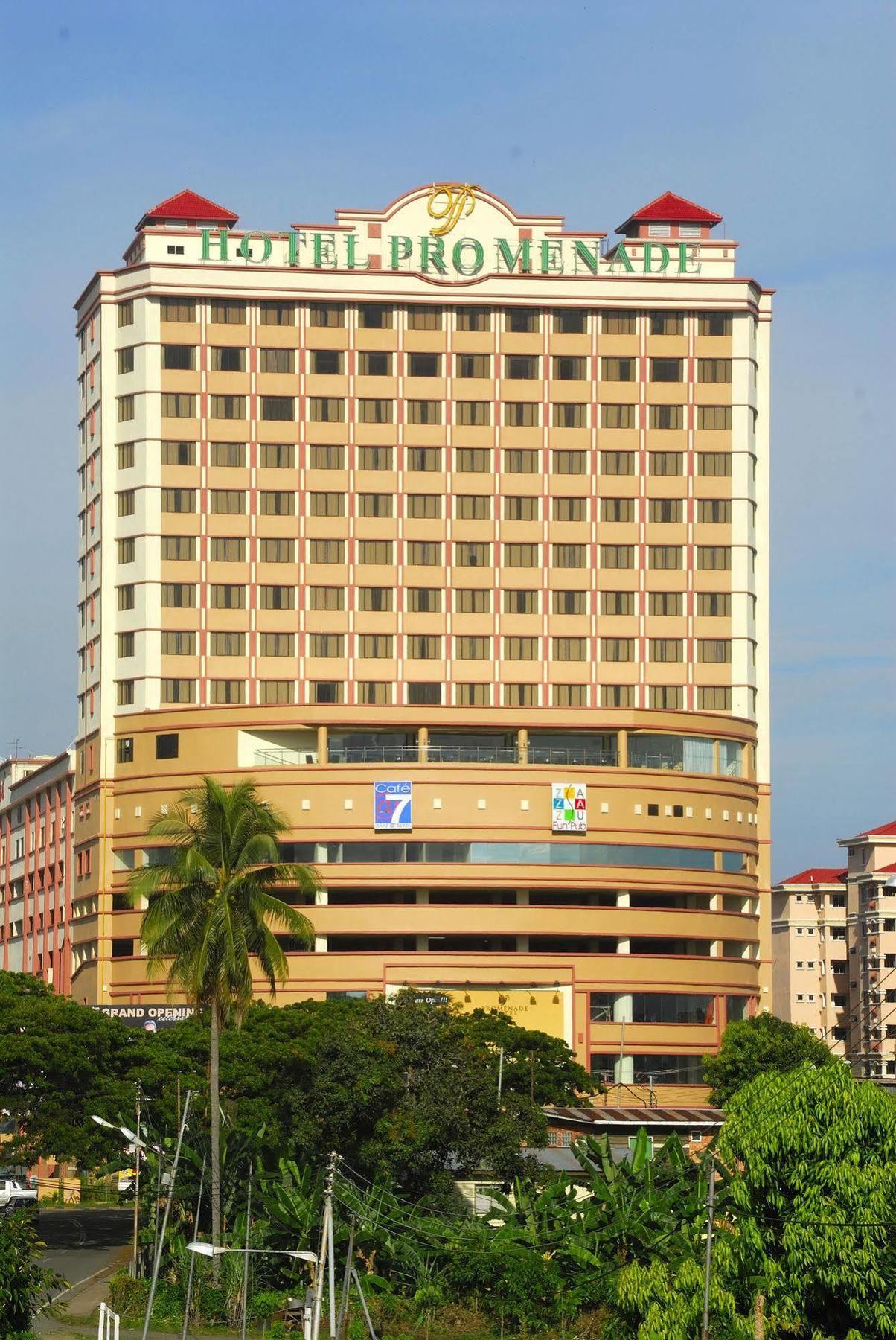 Borneo Royale Hotel Тавау Экстерьер фото